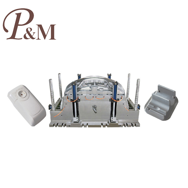 Herstellung kundenspezifischer Kunststoffknöpfe