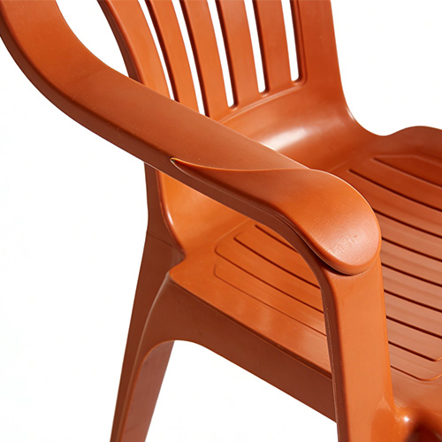 Formen von Stuhlteilen aus Kunststoff