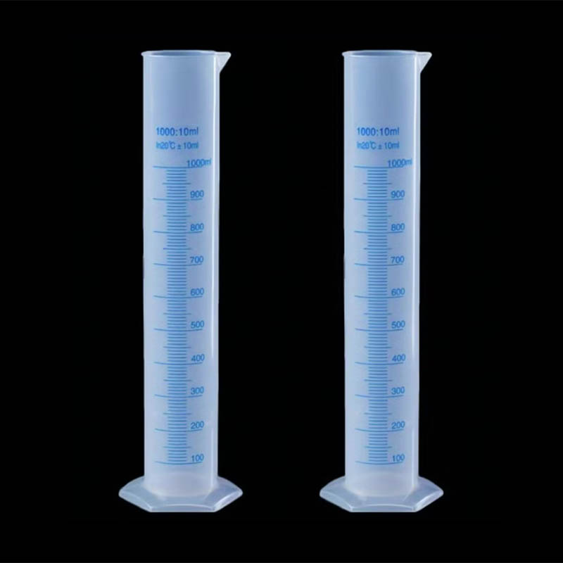 Plastikmesszylinderformung