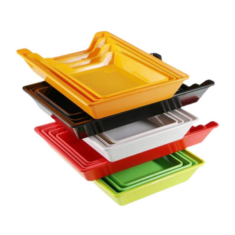Plastikuntertassenformung